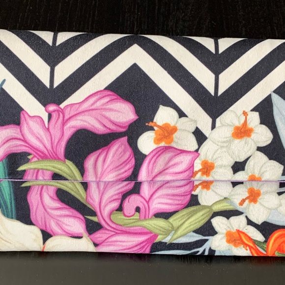 Handmade fabric clutch